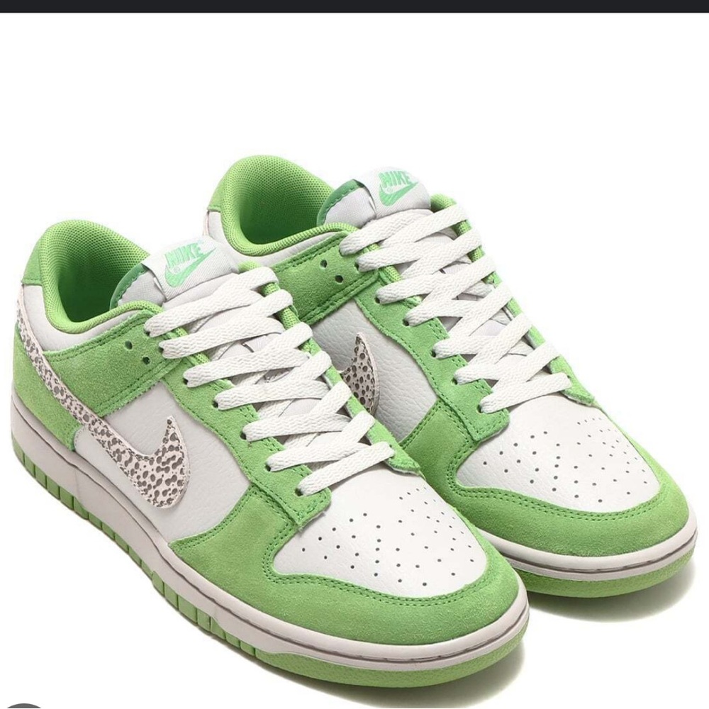 The Nike Dunk Low AS Safari Swoosh Chlorophyll men’s 11